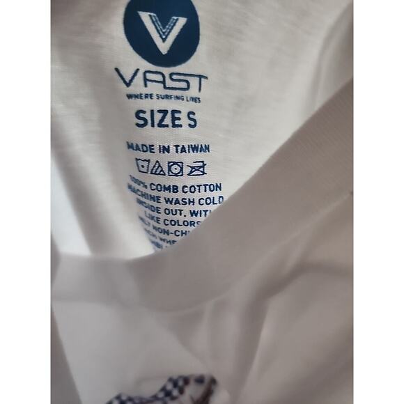Vast Life Graphic T-Shirt Small White Surfing NWT A130 Excellent New Cotton - Picture 4 of 5